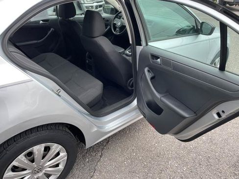 Used 2013 Volkswagen Jetta S FWD image 22