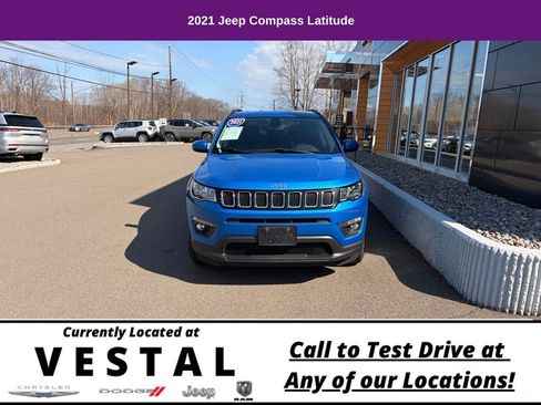 Used 2021 Jeep Compass Latitude w/ Convenience Group image 2