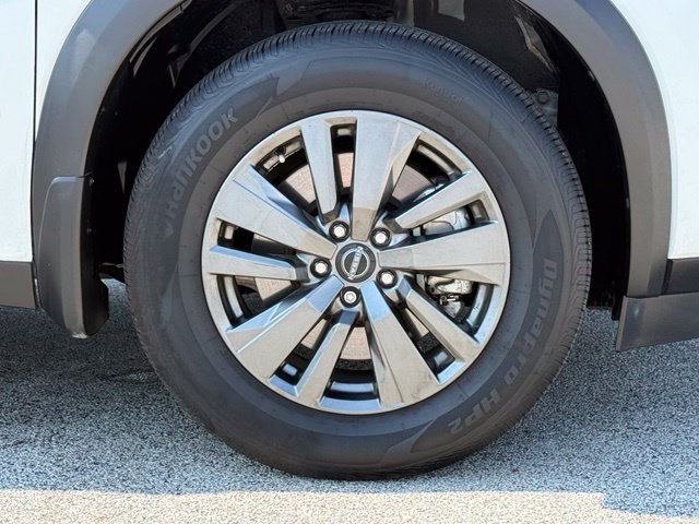 Certified 2025 Nissan Pathfinder S AWD/4WD image 10