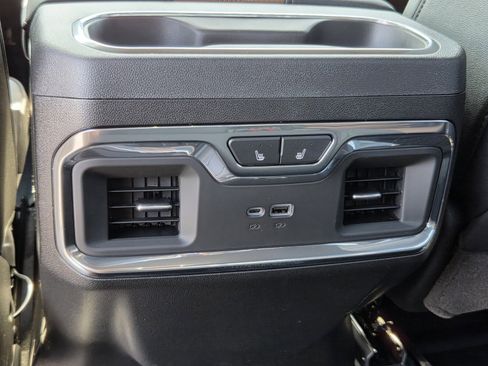 New 2026 Chevrolet Silverado 1500 High Country AWD/4WD image 10