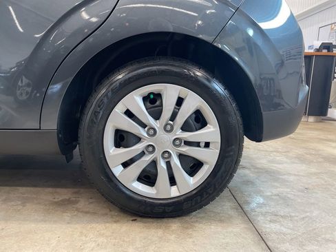 Certified 2023 Kia Soul LX FWD image 25