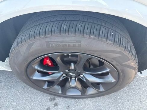Used 2024 Dodge Durango R/T w/ Tow 'N Go Package AWD/4WD image 12
