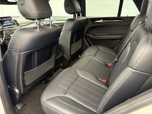 Used 2019 Mercedes-Benz GLE 400 4MATIC w/ Premium 1 Package image 64