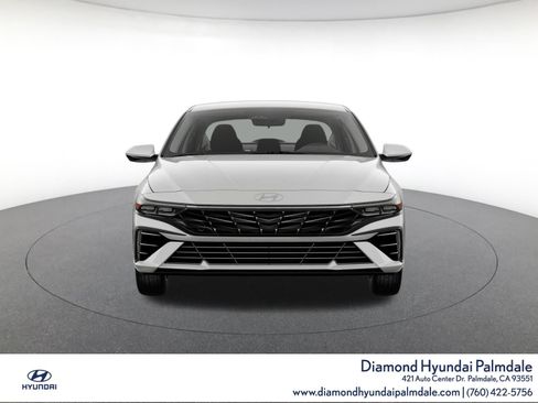 Certified 2024 Hyundai Elantra SEL FWD image 12