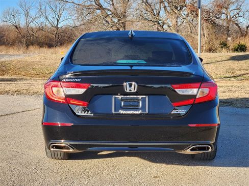 Used 2021 Honda Accord Sport Special Edition image 6