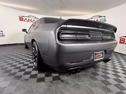 Used 2020 Dodge Challenger R/T Scat Pack w/ Driver Convenience Group RWD image 11