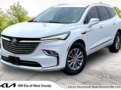 Used 2023 Buick Enclave Essence