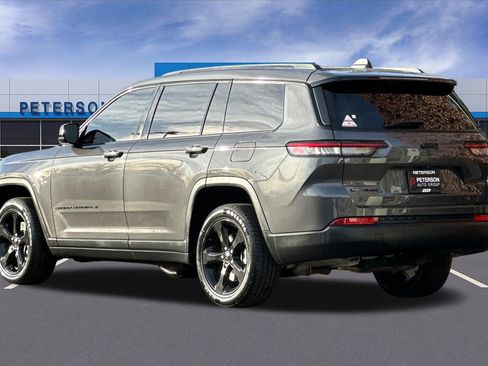 Used 2022 Jeep Grand Cherokee L Laredo image 6