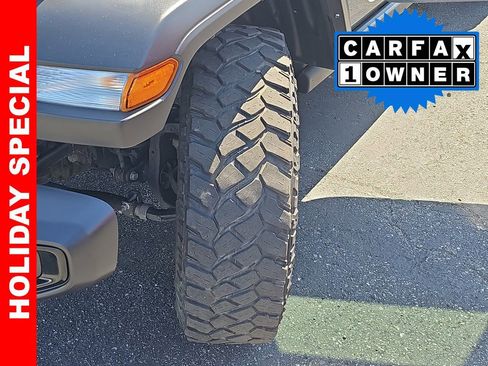 Used 2021 Jeep Wrangler Unlimited Sport image 34