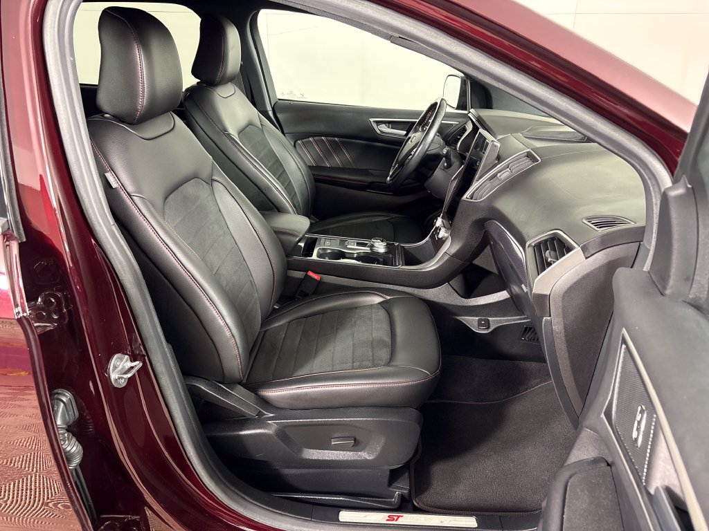 Certified 2021 Ford Edge ST-Line FWD image 7