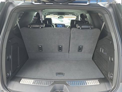 Used 2025 Chevrolet Tahoe Premier image 17