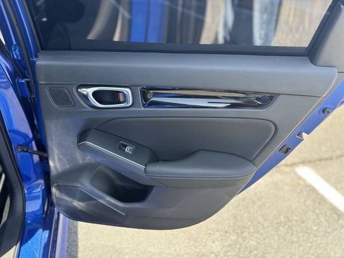 Used 2022 Honda Civic Touring image 22