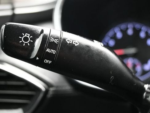 Used 2022 Hyundai Santa Fe SEL FWD image 30