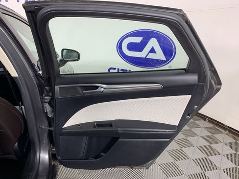 Used 2019 Ford Fusion SE w/ Equipment Group 151A image 37