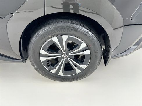 Used 2024 Toyota bZ4X XLE image 33