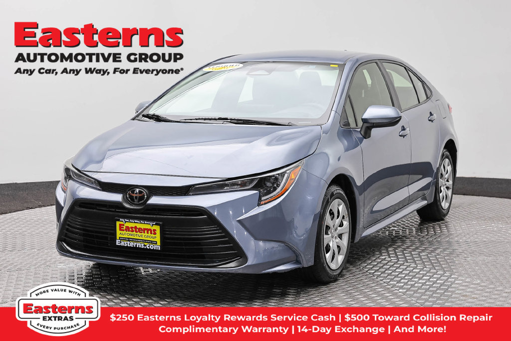 Used 2023 Toyota Corolla LE FWD image 1