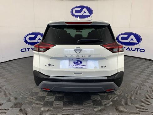 Used 2023 Nissan Rogue SV FWD image 4