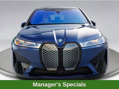 Used 2023 BMW iX xDrive50 w/ Premium Package AWD/4WD image 2