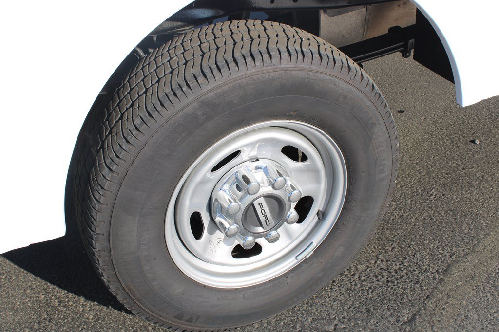 Used 2024 Ford F250 XL w/ XL Chrome Package AWD/4WD image 28