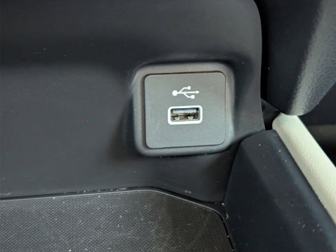 Used 2023 Honda HR-V LX image 20