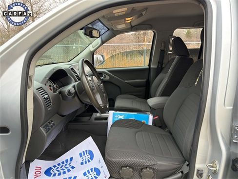 Used 2018 Nissan Frontier PRO-4X image 19