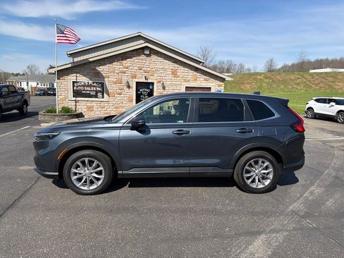 Used 2023 Honda CR-V EX image 2