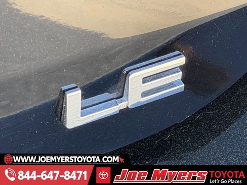 Used 2025 Toyota Highlander LE image 11