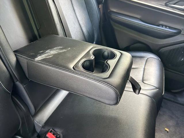 Certified 2025 Jeep Grand Cherokee Limited RWD image 43