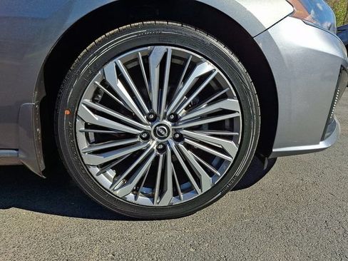 Certified 2023 Nissan Altima 2.5 SL AWD/4WD image 8