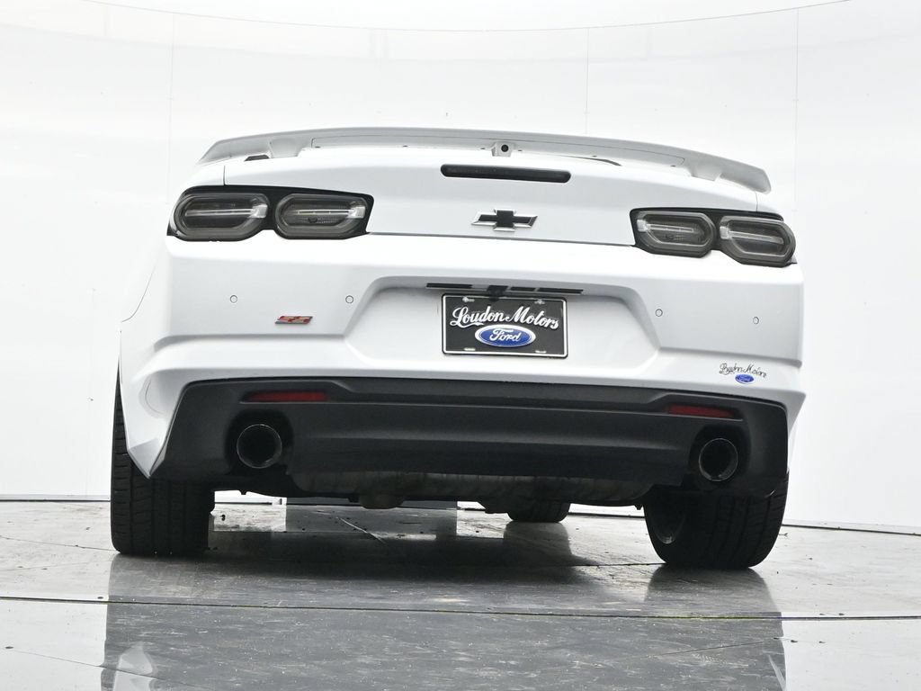 Used 2020 Chevrolet Camaro SS RWD image 42