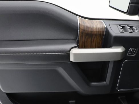 Used 2019 Ford F150 Lariat w/ Equipment Group 501A Mid AWD/4WD image 18