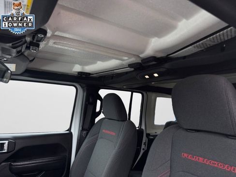 Used 2025 Jeep Wrangler Unlimited Rubicon image 30