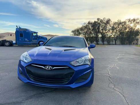 Used 2013 Hyundai Genesis 2.0T RWD image 7