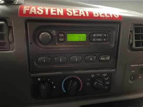 Used 2004 Ford F550 4x4 Regular Cab Super Duty image 22