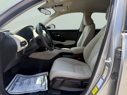 Certified 2023 Honda HR-V LX image 9