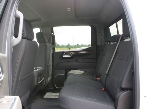 New 2026 Chevrolet Silverado 1500 RST w/ Redline Edition AWD/4WD image 27
