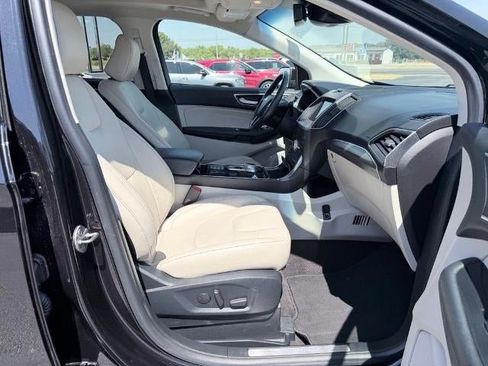 Used 2020 Ford Edge Titanium w/ Cargo Accessory Package FWD image 14