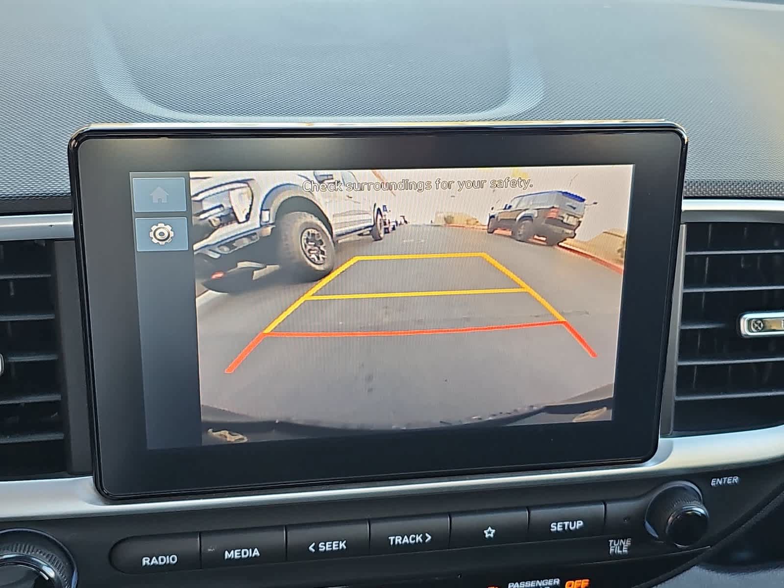 Certified 2024 Hyundai Venue SEL FWD image 26