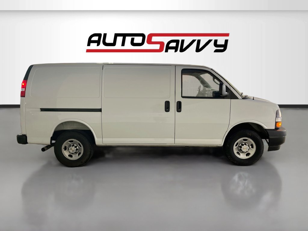 Used 2025 Chevrolet Express 2500 w/ Communications Package RWD image 8