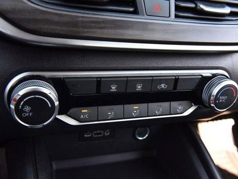 Certified 2025 Nissan Altima 2.5 SV image 15