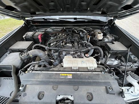 Used 2024 Toyota Tacoma TRD Off-Road AWD/4WD image 11