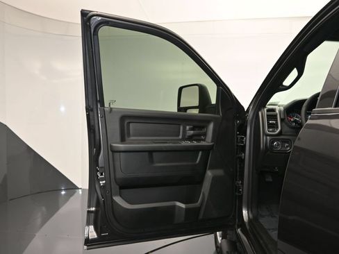 New 2026 RAM 3500 Tradesman AWD/4WD image 10