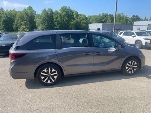 Used 2026 Honda Odyssey EX-L image 8
