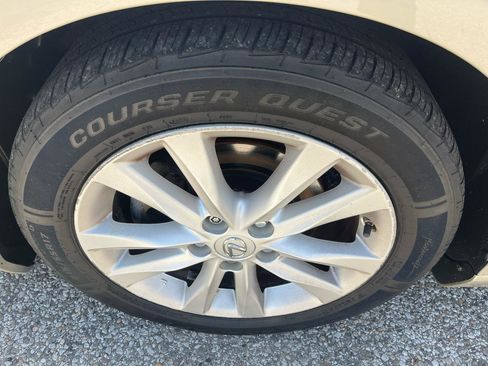 Used 2011 Lexus ES 350 FWD image 9
