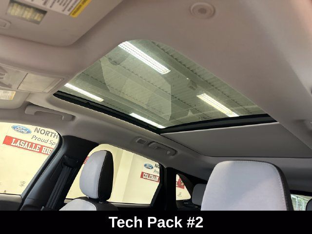 Used 2023 Ford Escape Active w/ Tech Pack #2 AWD/4WD image 4