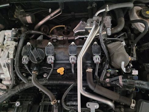 Used 2024 Nissan Altima 2.5 S FWD image 30