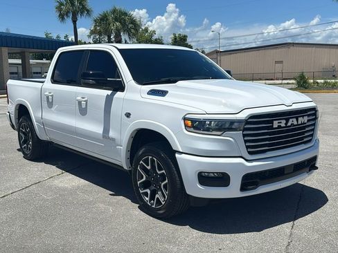 Used 2026 RAM 1500 Laramie w/ Laramie Preferred Package AWD/4WD image 8