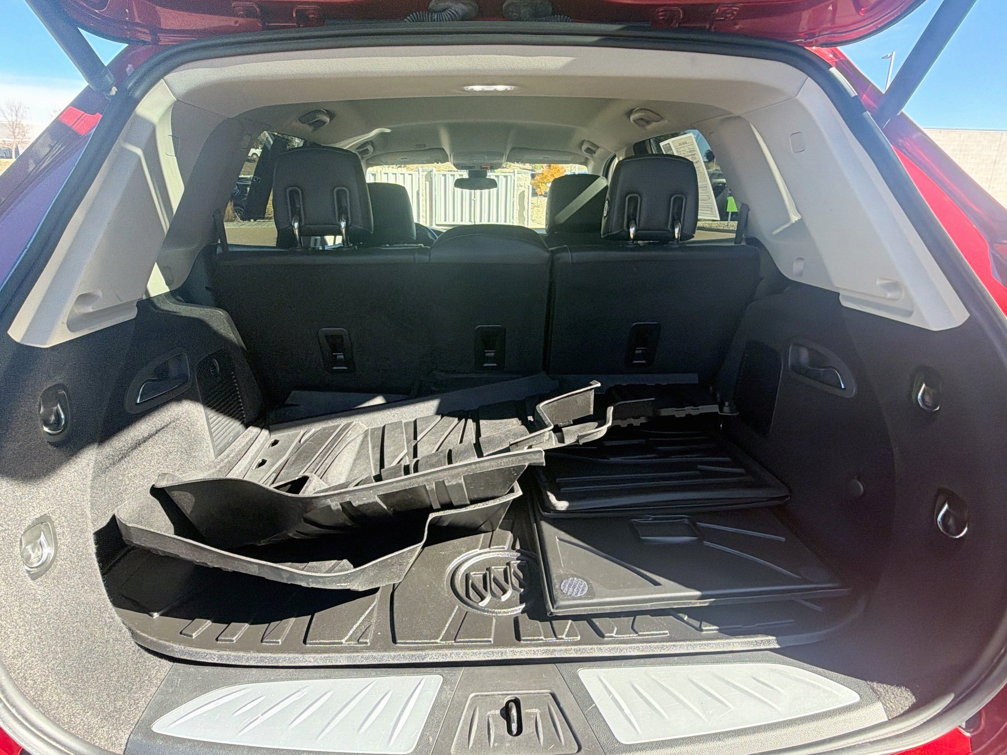 Used 2020 Buick Envision Premium AWD/4WD image 28