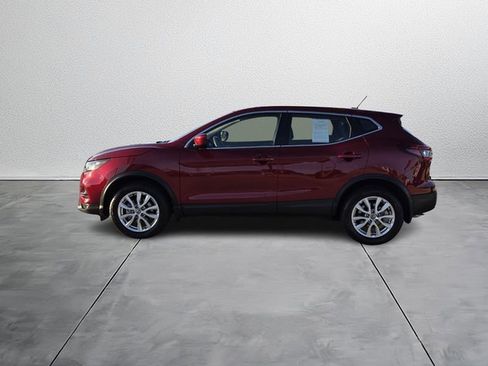 Used 2021 Nissan Rogue Sport S image 3
