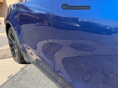 Used 2024 Tesla Model Y 2WD image 29